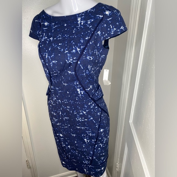 ANTONIO MELANI NWT Blue and White Sheath Dress - Picture 6 of 14